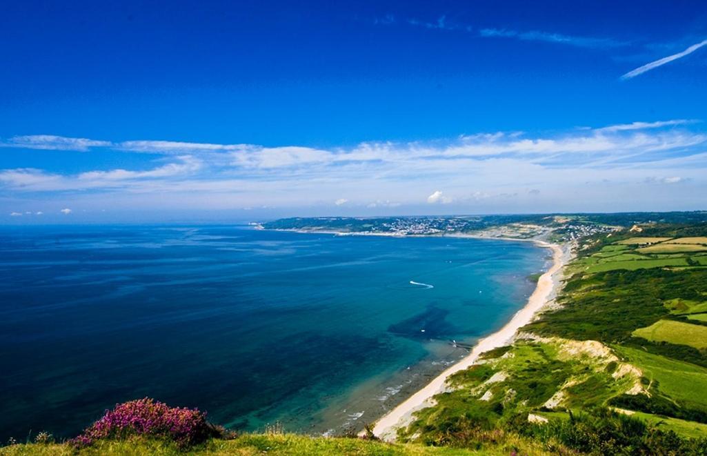 The Retreat, Own Hot Tub, Romantic Escape, Near Lyme Regis Eksteriør bilde